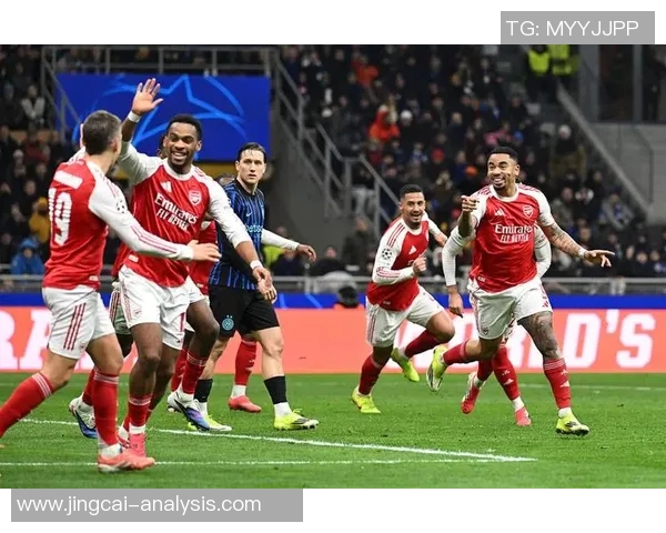 德甲奇迹：巴黎圣日耳曼大胜阿森纳引发全场狂欢与历史冷门回顾